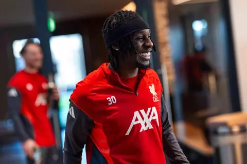  ليفربول يعلن جاهزية فريمبونج وبرادلي أمام توتنهام 